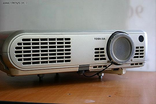 מנורה למקרן -כל סוגי המנורות לכל המקרנים בחיפה