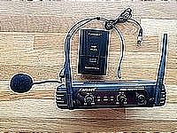 מיקרופון אל חוטי מדונה